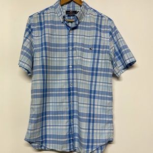 Vineyard Vines Men’s button shirt